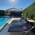Connie Villa Serranova